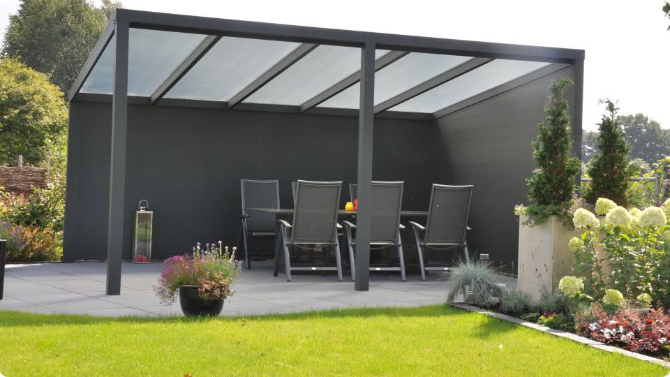 Konfigurator freistehendes Terrassendach aus Aluminium mit Polycarbonatdach